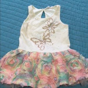 Only  worn once for my daughter 1st birthday